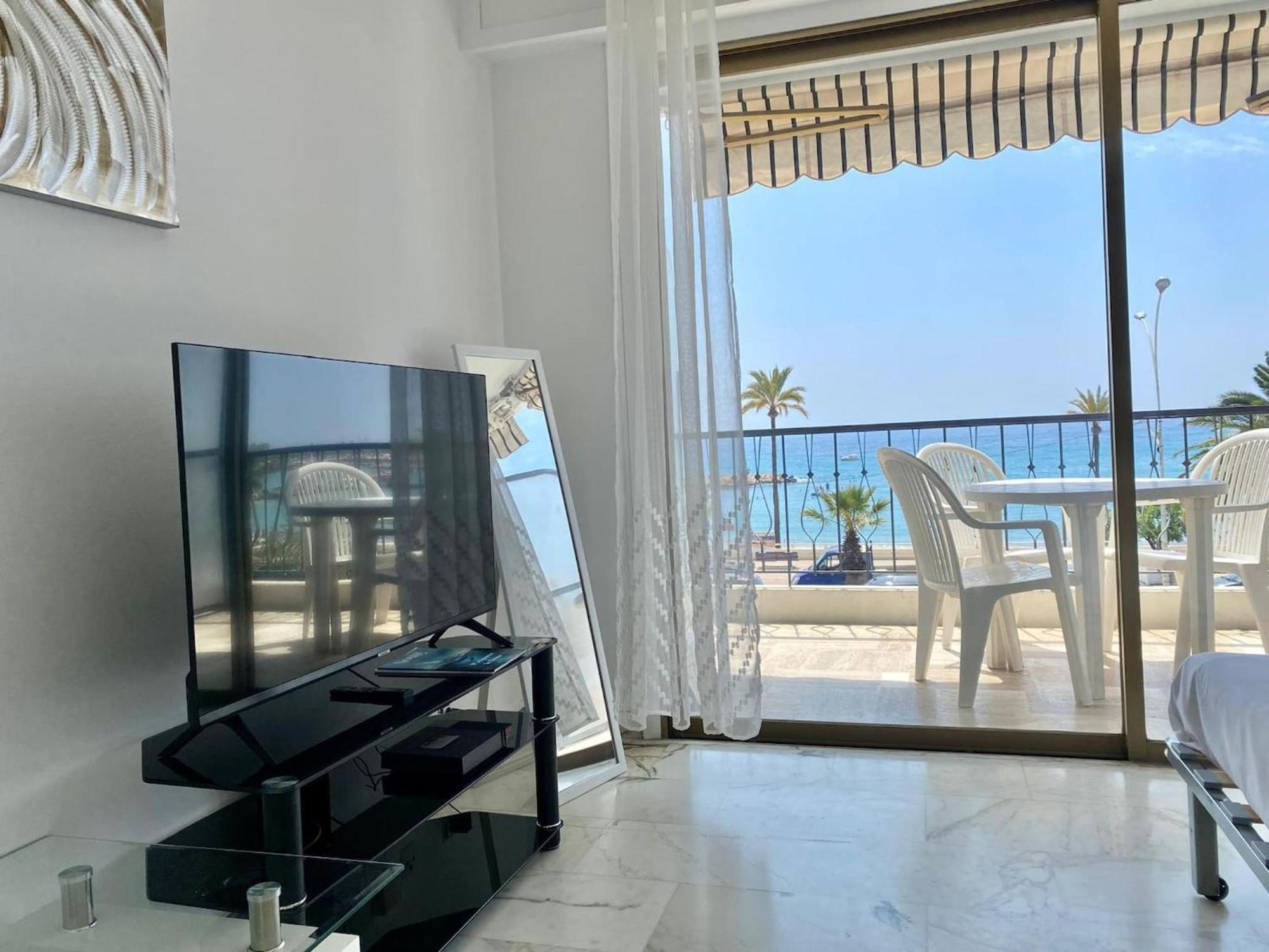 Le Mona Lisa, Vue Mer, Balcon Menton Exterior foto